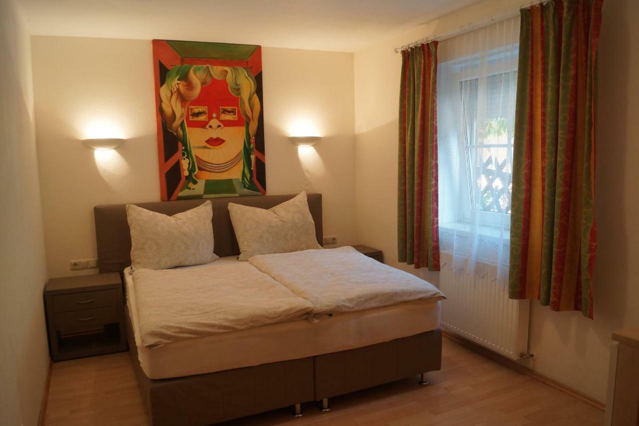 Alpen Crystal Apartment Бишофсхофен Екстериор снимка