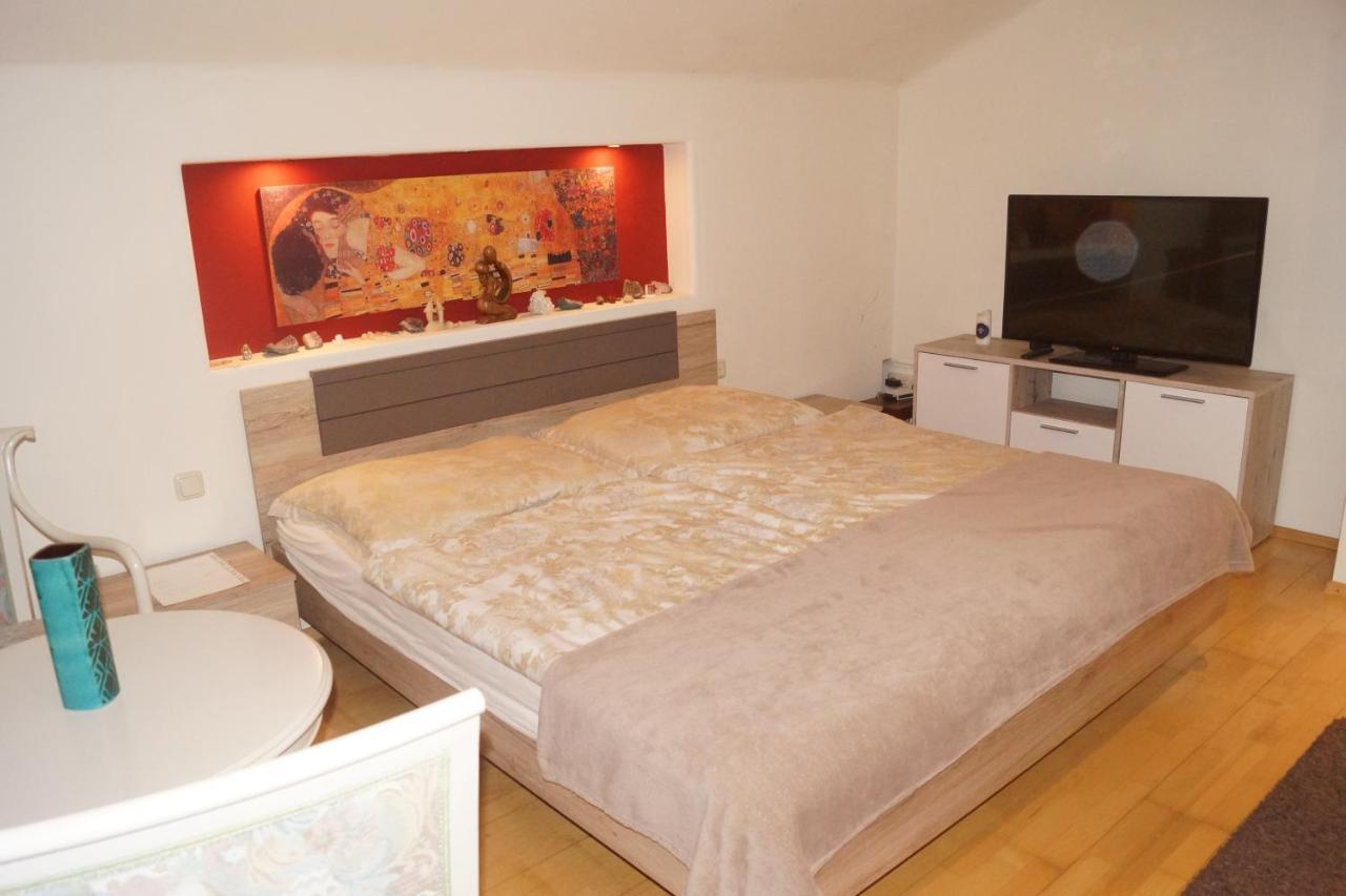 Alpen Crystal Apartment Бишофсхофен Екстериор снимка