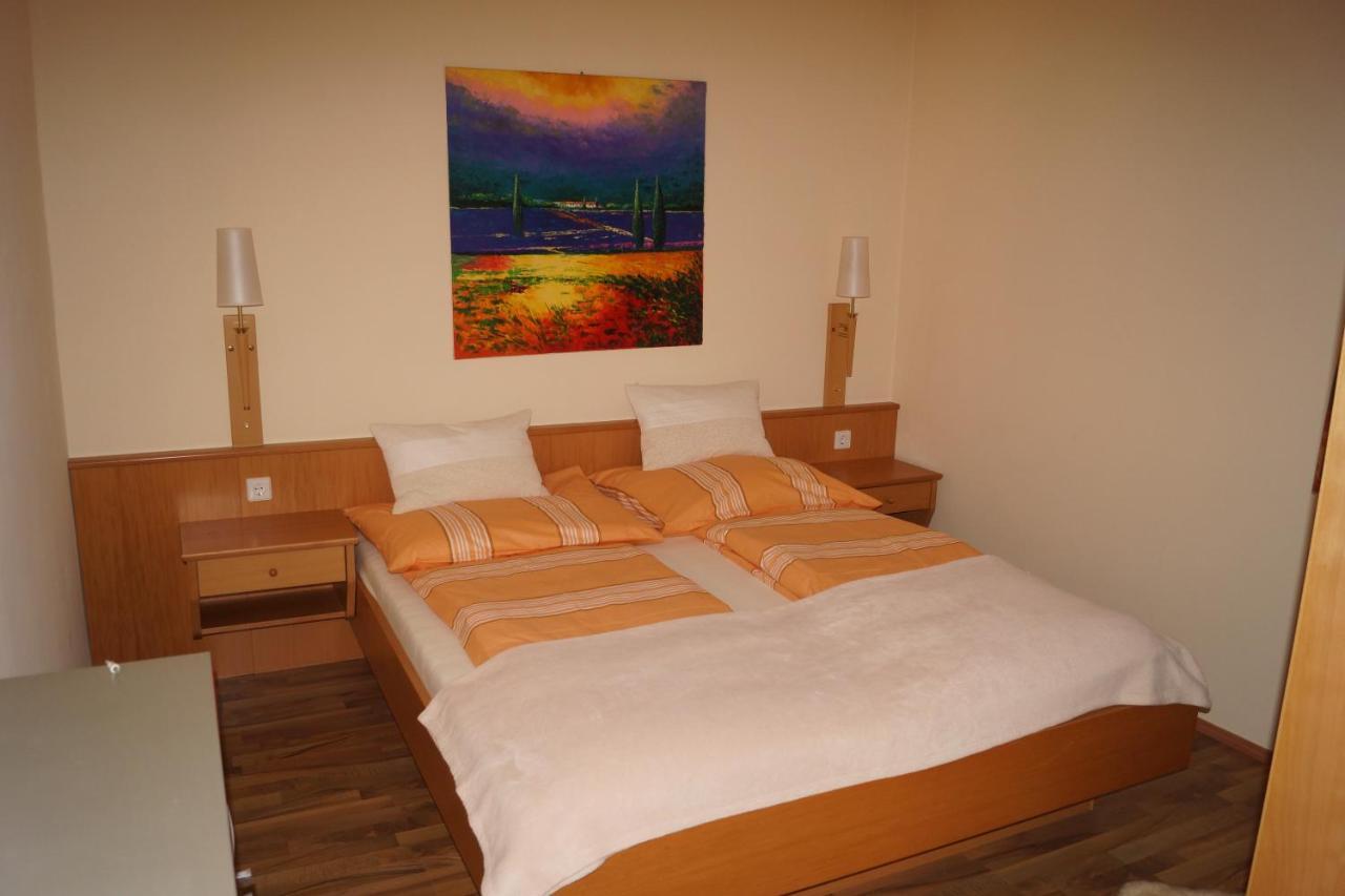 Alpen Crystal Apartment Бишофсхофен Екстериор снимка